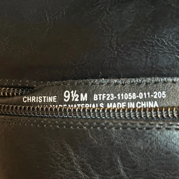 Baretraps Ladies Black Boots Size 9.5 - Picture 2 of 5